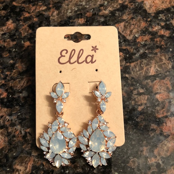 Ella Jewelry - BNIP Earrings
